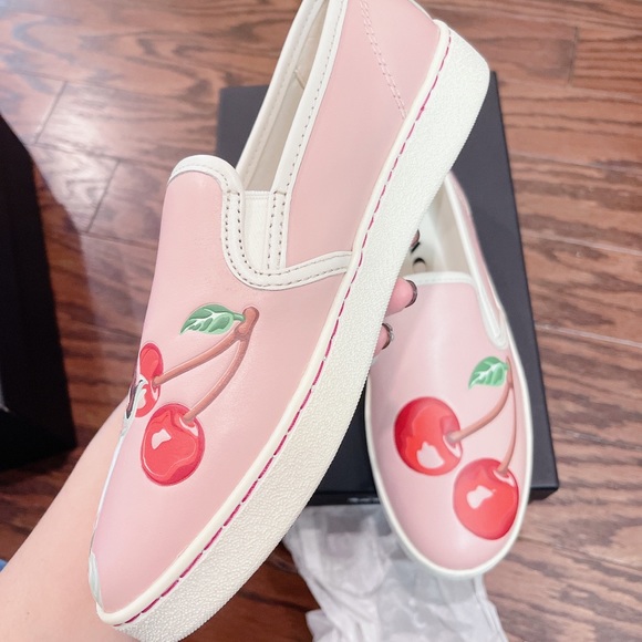 Coach limited edition Slip on pink leather Women's Sneakers/NWB - Picture 3 of 8